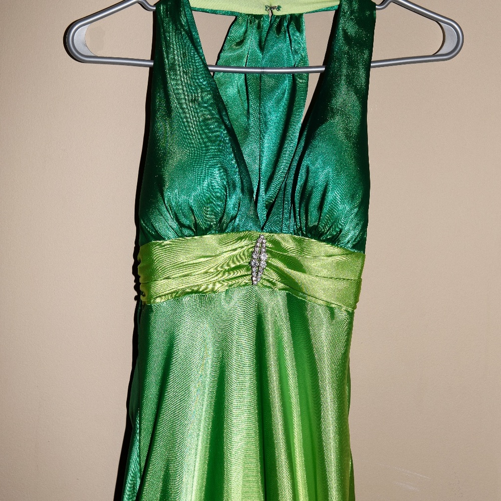 Jump Apparel by Wendye Chaitin Floor Length Prom Dress